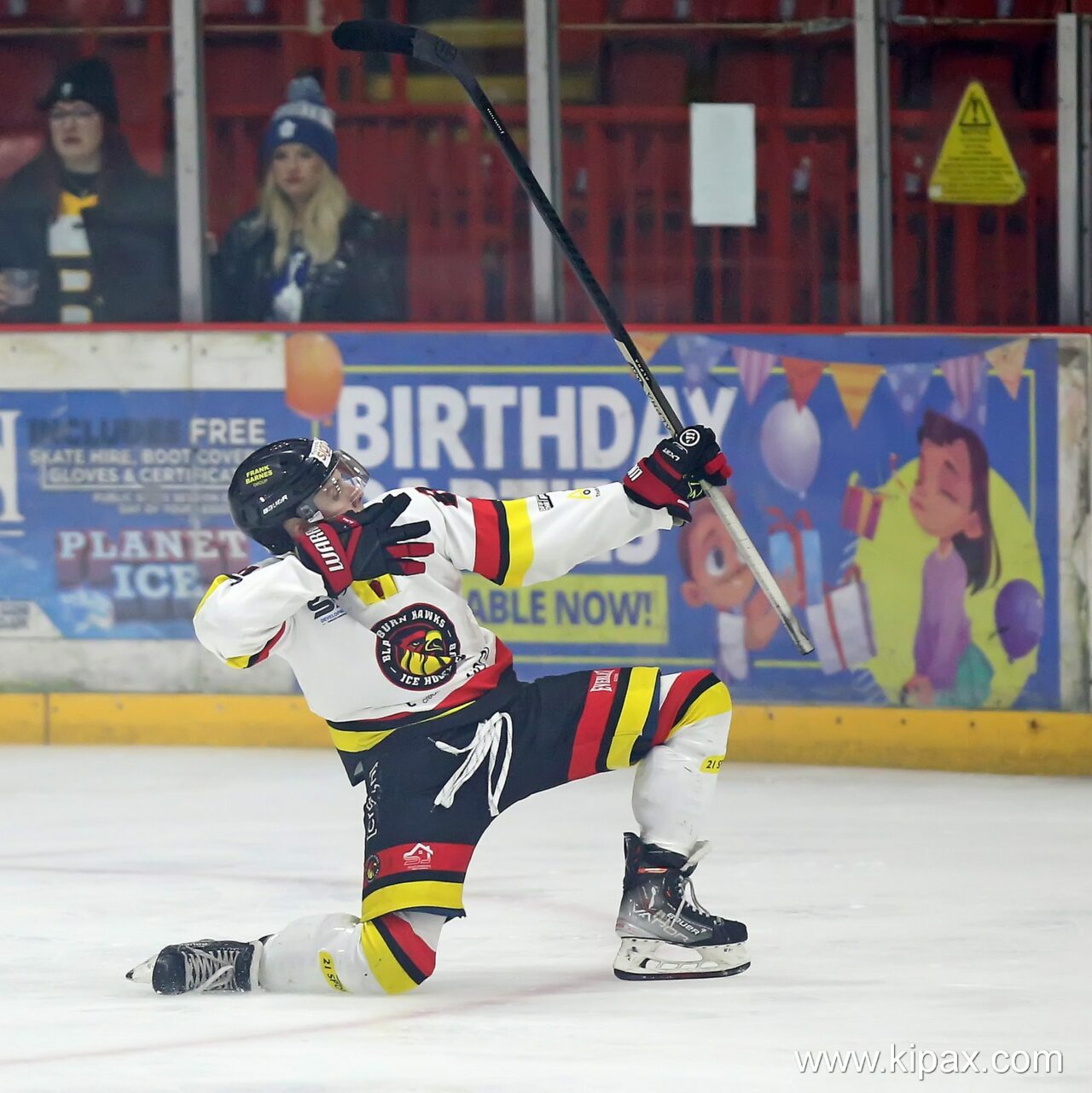 BLACKBURN BREAK BARONS IN BARNSTORMING BACK-TO-BACK BATTLES